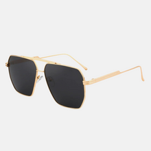 Load image into Gallery viewer, Bowen Aviator Sunglasses - Gold / Smoke
