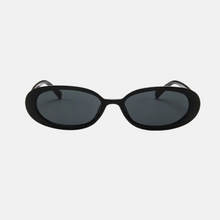 Load image into Gallery viewer, Piper Sunglasses - Black / Smoke
