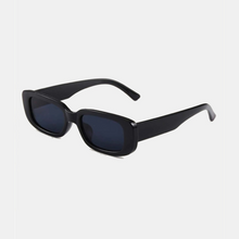 Load image into Gallery viewer, Jagger Sunglasses - Black / Smoke
